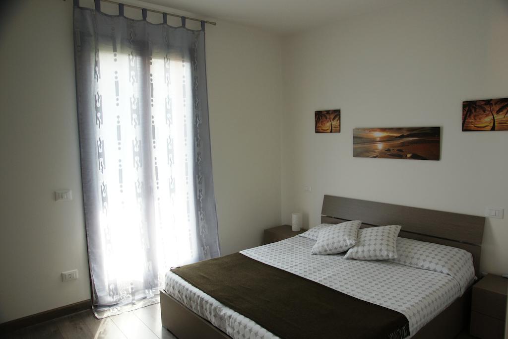 Il Nuovo Palazzotto Apartment Stresa Cameră foto